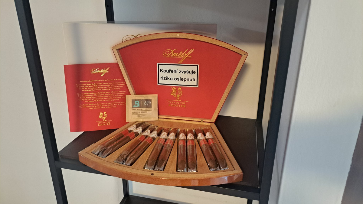 Davidoff YEAR OF THE ROOSTER Diadema